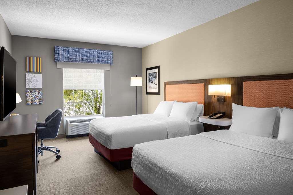 Hampton Inn & Suites State College At Williamsburg Square Quarto foto