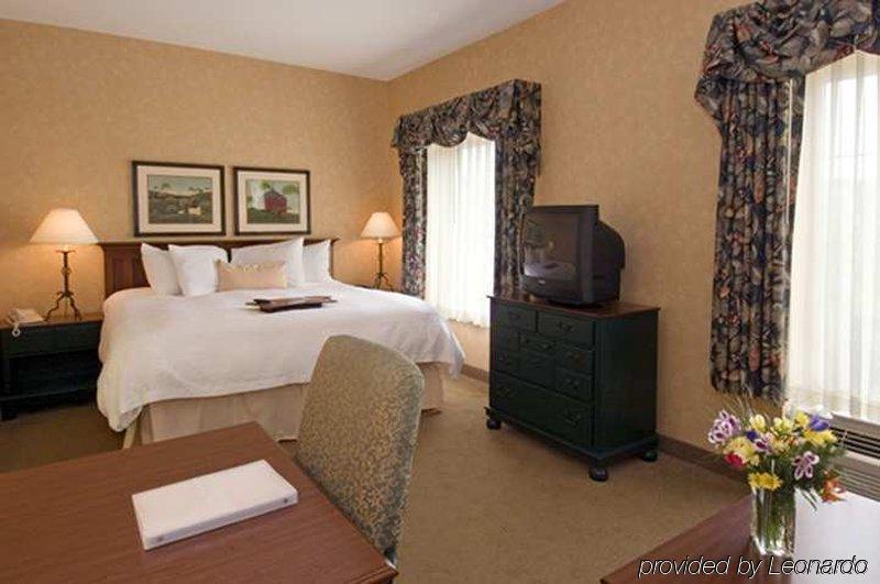 Hampton Inn & Suites State College At Williamsburg Square Quarto foto